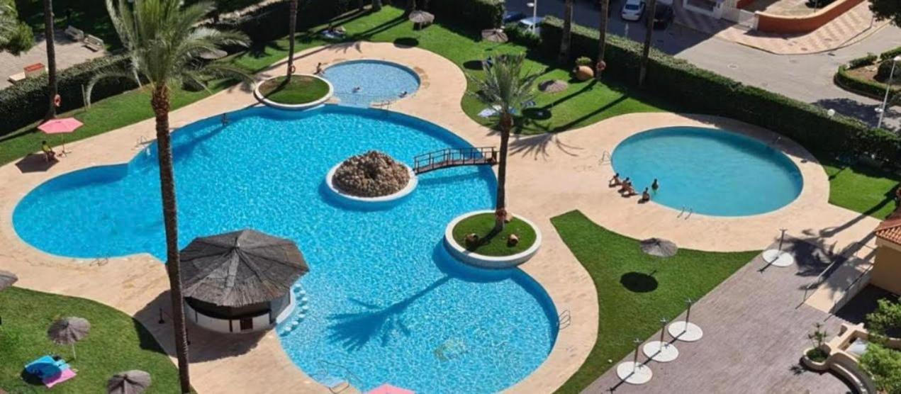 Nuevo, Primera Linea De Playa, Con Piscina Y Vistas Al Mar 库列拉 外观 照片